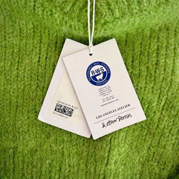 & Other Stories Off-Shoulder Wool Knit Jumper – XS - Picture 3 of 8